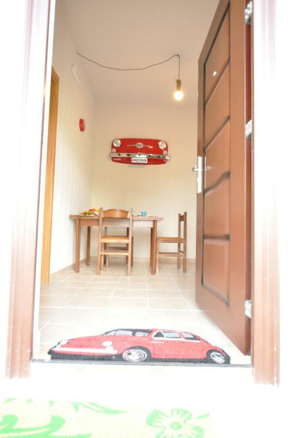 B&B La Vecchia 500 ピニョーラ エクステリア 写真
